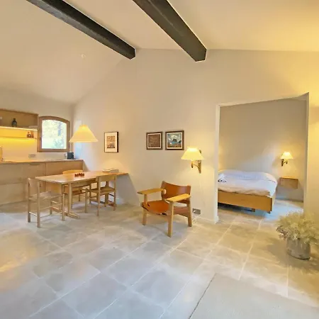 Le Bastidon 度假居 *